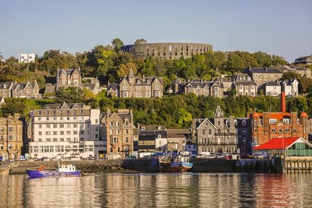 2-Day Oban, Glenfinnan, Glencoe & West Highlands Tour