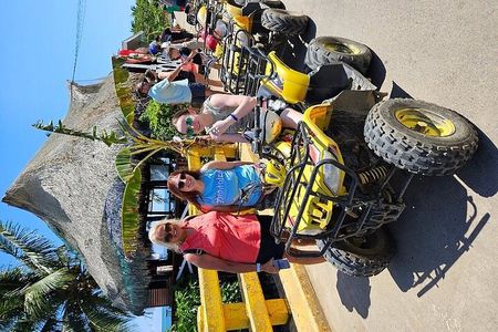 Roatan Best off road ATV, food tasting and beach 