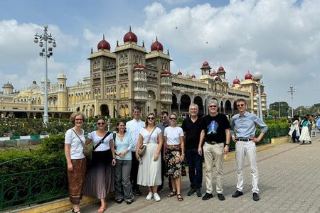 Full Day Private tour of Mysore from Bangalore with pick up and drop-off