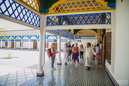 Marrakech: Bahia Palace, Saadian Tombs, Souk & Medina Guided Tour