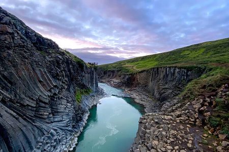 Stuðlagil Canyon and Vök Baths Day Tour