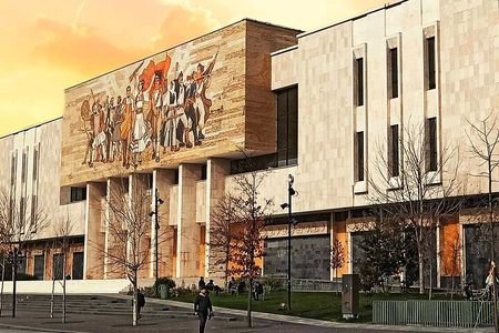 Tirana Express Walking Tour - Essential of the Albanian Capital