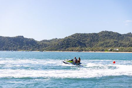 Magnetic Island 30 Minute Jetski Hire for 1-4 people