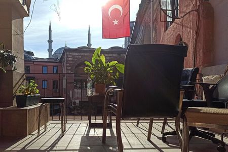 Photograph the Hidden Corners of the Grand Bazaar in Istanbul