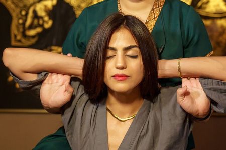 Private Thai Massage Session in Barcelona