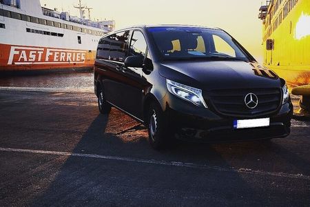 Limousine Service from Athens City to Acropolis.