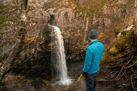 Private tour - Månafossen waterfall and Frafjord scenery