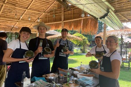 Aroidee’s Farm-Fresh Thai Cooking Experience