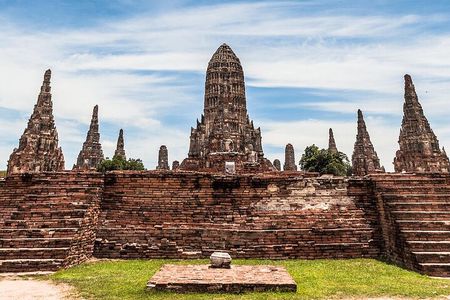 Ayutthaya Private Tour Sunset Boat Ride with Famous Temples