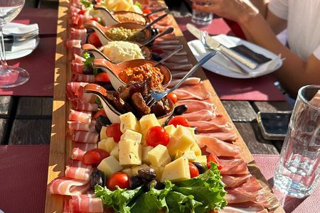 Private Guided Tour in Kotor Bay with Speedboat Food and Wine