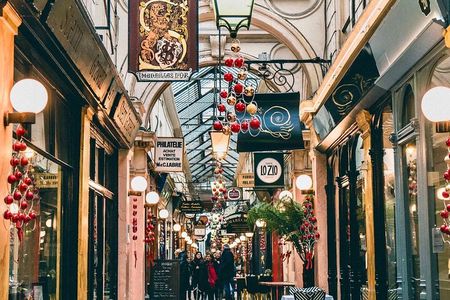 Secret Covered Passages Tour in Paris