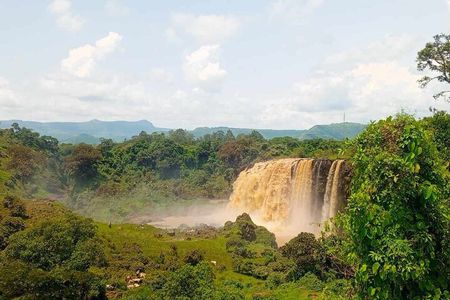 2 Days Visiting Bahir Dar, Blue Nile Waterfall & City Tour