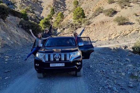 4-Day Private Sahara Desert Tour Marrakech to Fes & Camel Trekk