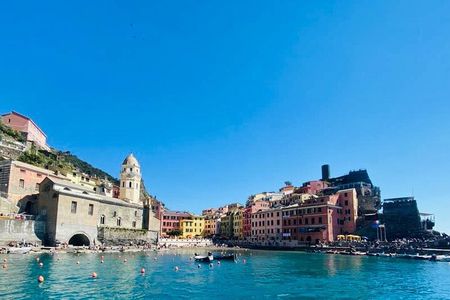Catch the Sun, Skip the Crowds: 5Terre w Aperitivo&Snorkel