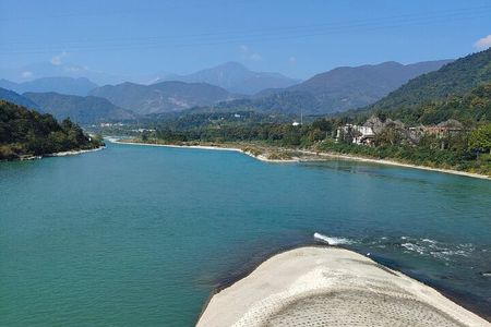1-Day Tour to Mt. Qingcheng and Dujiangyan Irrigation System 