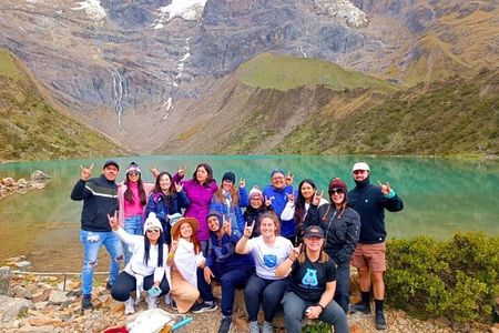Tour Humantay lake in Cusco