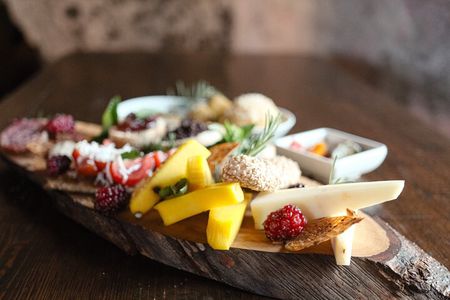 Etna Urban Winery - Tasting with Street Food Platter and vineyard