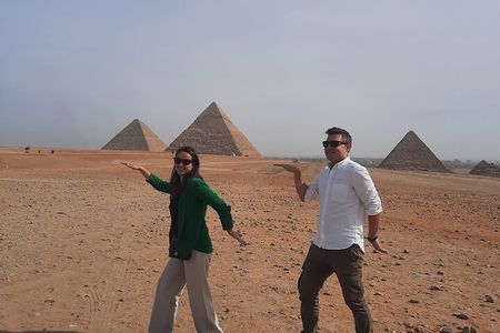 Private Guided Tour to Pyramids anf grand Egyptian museum