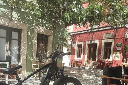 Full Day - Ecobike - Discover old villages & Wine tasting