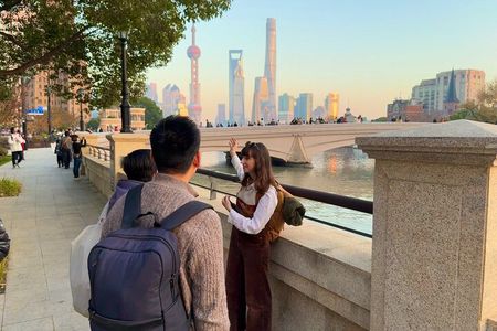 Small-Group Shanghai's Suzhou Creek Walking Exploration