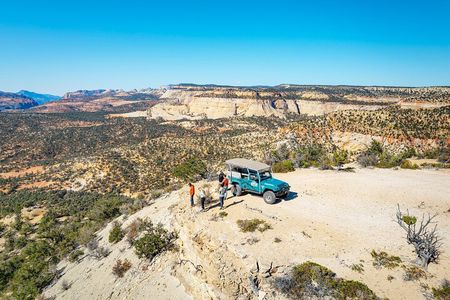 East Zion Red Canyon Jeep Tour