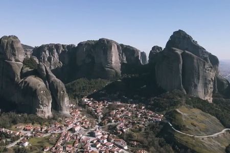Private tour to Meteora with a Pickup 