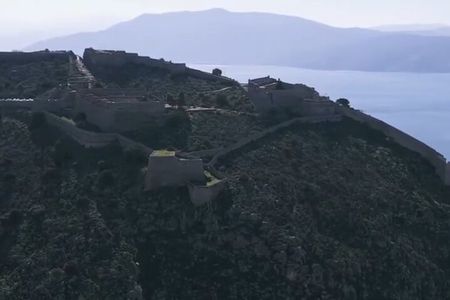 Private tour of Corinth, Nafplio, Mycenae with a Pickup 