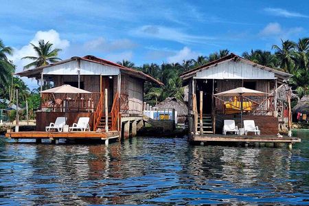 3D/2N Over-the-Ocean cabin in San Blas, Includes Meals and Boat Tour