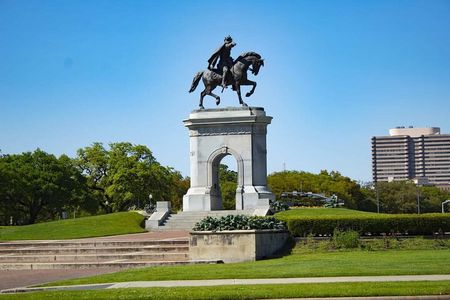 Private Historic Walking Tour in Houston Cultural Heritage