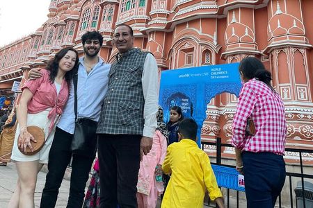 Golden Triangle Tour 5 Days: Delhi Agra Jaipur + Taj