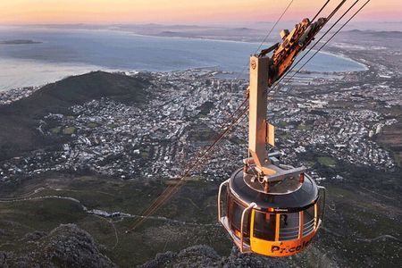 Full Day Private Tour to Robben Island & Table Mountain Cableway