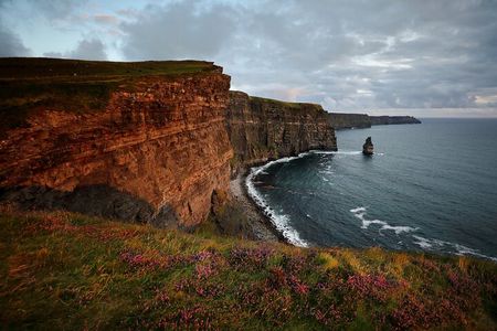 Luxury Private Day Tour to the Cliffs of Moher