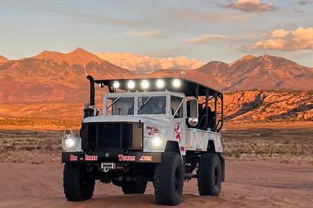 Exciting and Scenic Off-Road Guided Tour of Moab's Backcountry!!!
