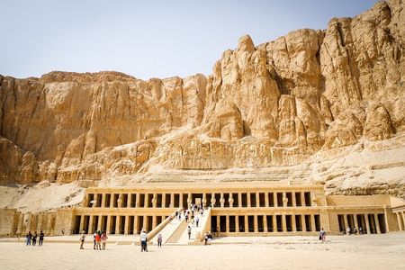 Guided tour to Mortuary temple of Hatshepsut