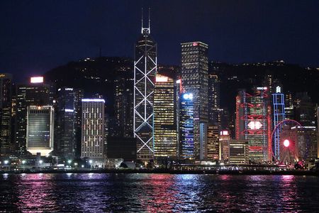 Hong Kong Full-Day Private Walking Tour with a Local Guide