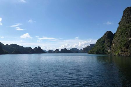 Halong Bay Boat Trip With Sung Sot Cave - Kayaking - Titop Island