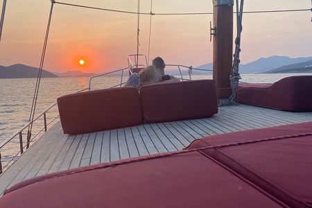 Private Sunset Boat Tour in Bodrum With Dinner