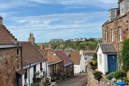 Small Group Day Trip to St Andrews and Scottish Coastal Villages