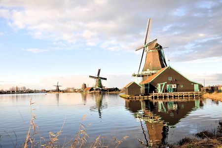 Private Tour to Holland, Zaanse Schans, Volendam, and Marken