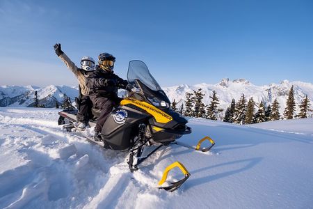 2 Hour Private Snowmobile Tour in Whistler