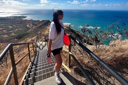 Diamond Head and Manoa Falls Hike and Adventure Tour