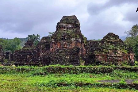 My Son Sanctuary & Boat Trip With Small Group from Hoi An