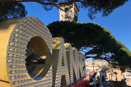 City Tour in Cannes aboard our Classic French Bus!