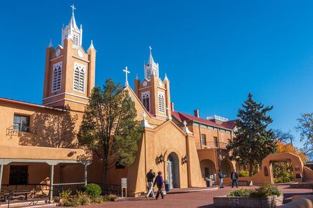 Albuquerque’s Enchanting Couple’s Walk