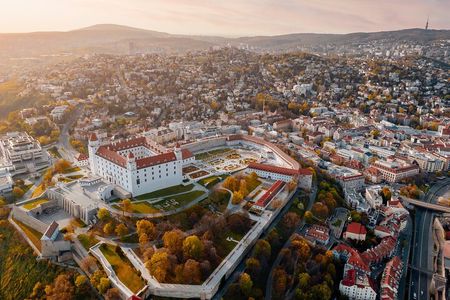 Private day trip from Budapest to Bratislava, Vienna, and back