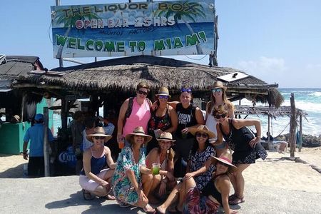 BarHop Tour In Cozumel: All-Inclusive