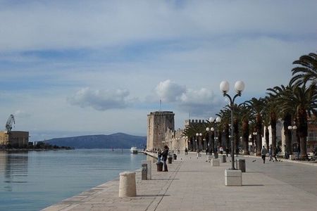 Private Split and Trogir Tour with Pick Up and Drop Off
