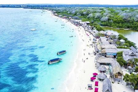 5. Transportation to AVIARIO and PLAYA BLANCA Private