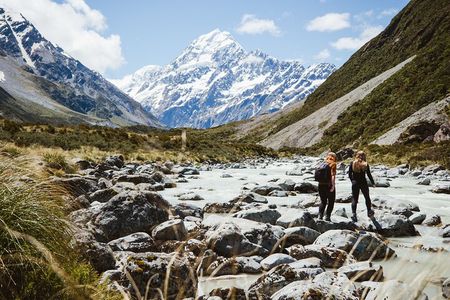 Mt Cook Full-Day Small Group Tour from Queenstown