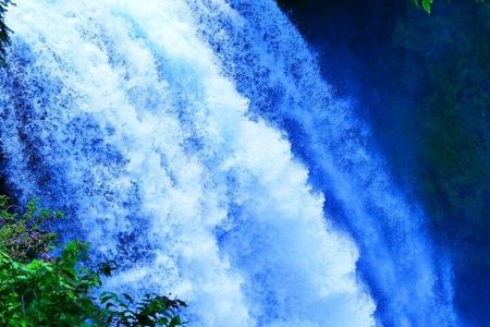 Shiraito Falls and Mt Fuji World Heritage Centre /6VG(３stops)